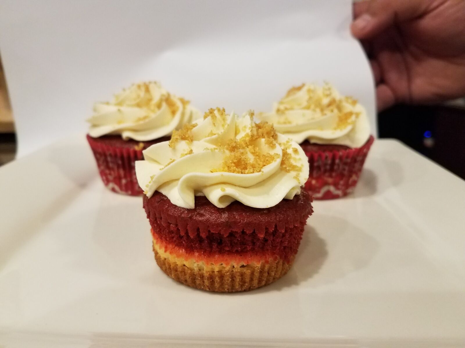 Samsung Galaxy S7 sample photo. Cupcake, red velvet, cupcakes photography