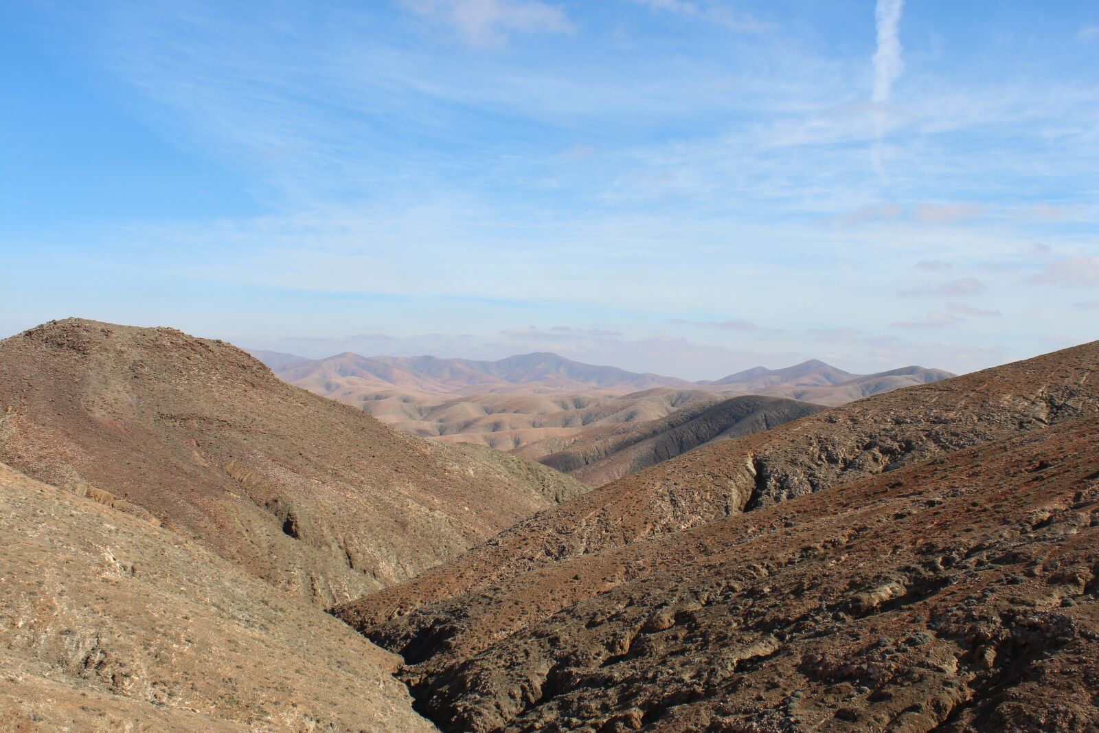 Canon EOS 600D (Rebel EOS T3i / EOS Kiss X5) sample photo. Valley of the sleeping photography