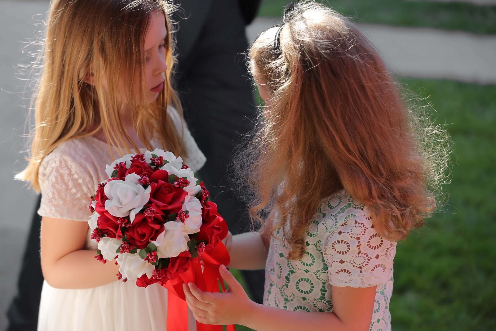 Canon EF 70-200mm F2.8L IS II USM sample photo. Girls, girlfriend, blonde hair photography
