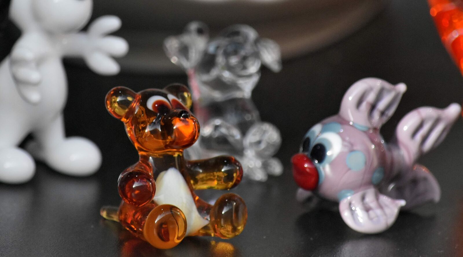 Nikon D5500 sample photo. Decoration, glass, toys, toyshop photography