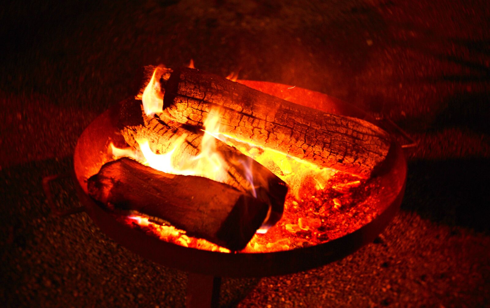 Nikon D600 sample photo. Fire, heat, flame photography