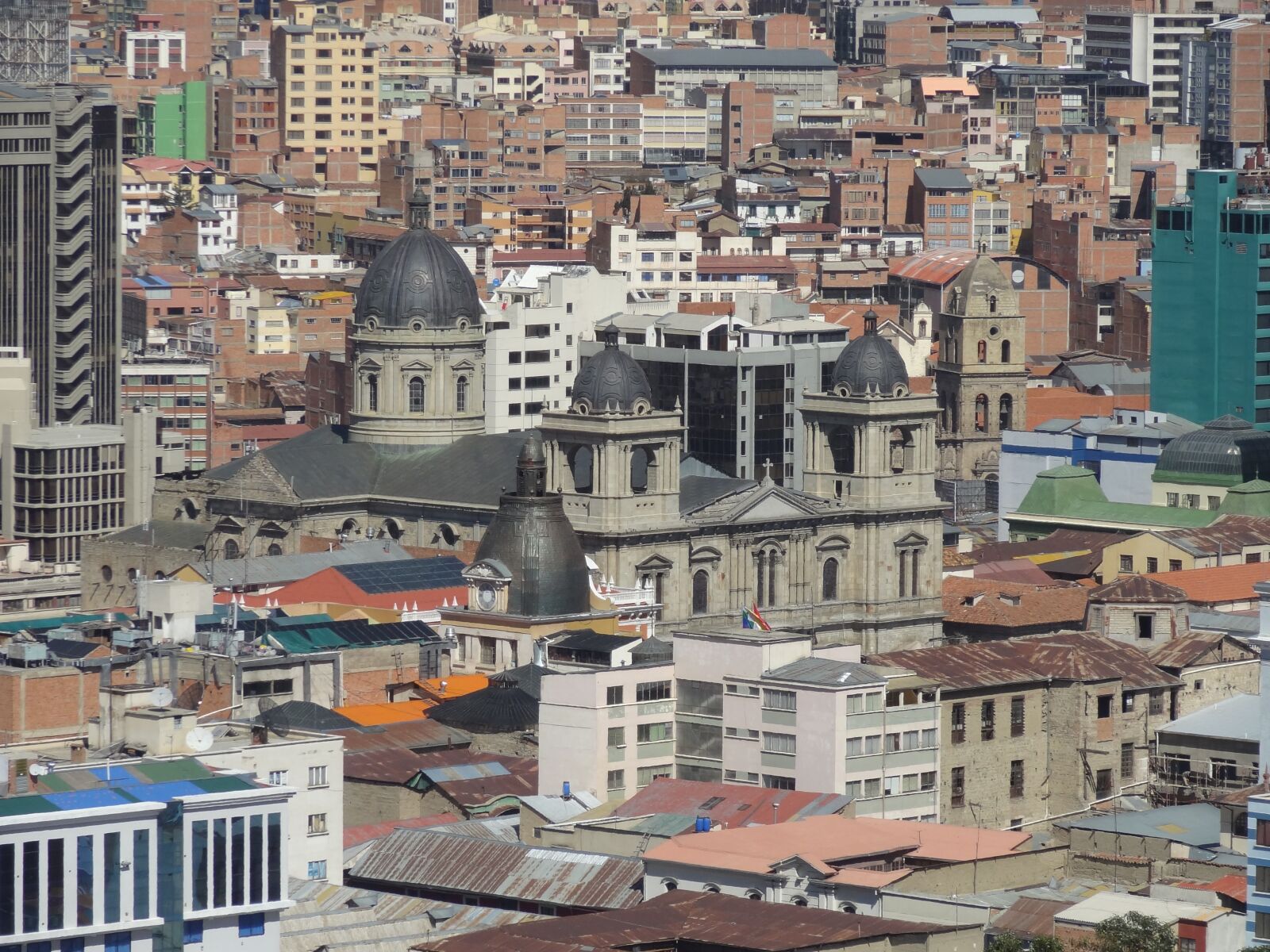 Sony Cyber-shot DSC-HX9V sample photo. City, urban, bolivia photography