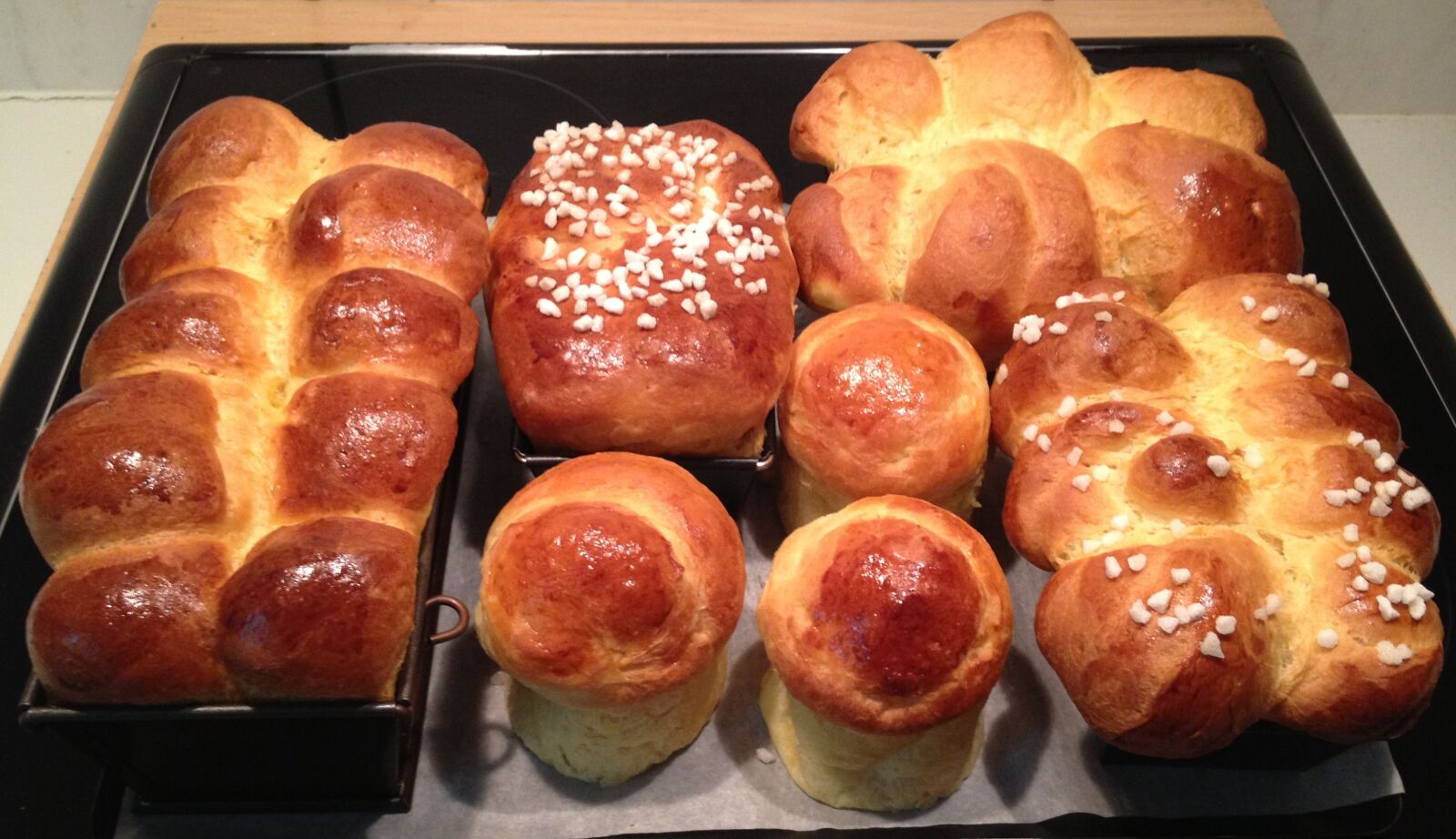 Apple iPhone 4S sample photo. Nanterre brioches, head, sugar photography