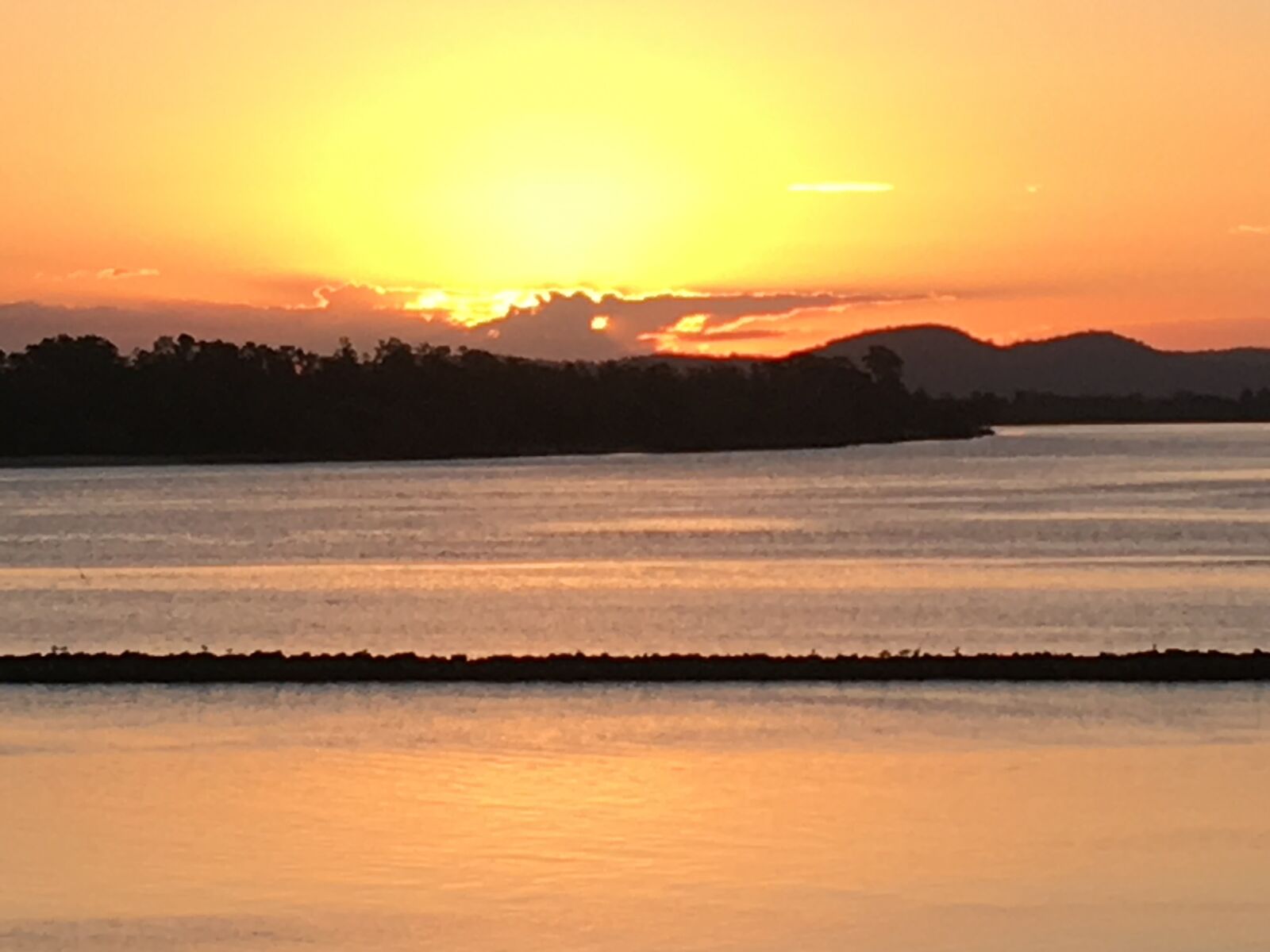 Apple iPhone 6s Plus sample photo. Sunset, beach, summer photography