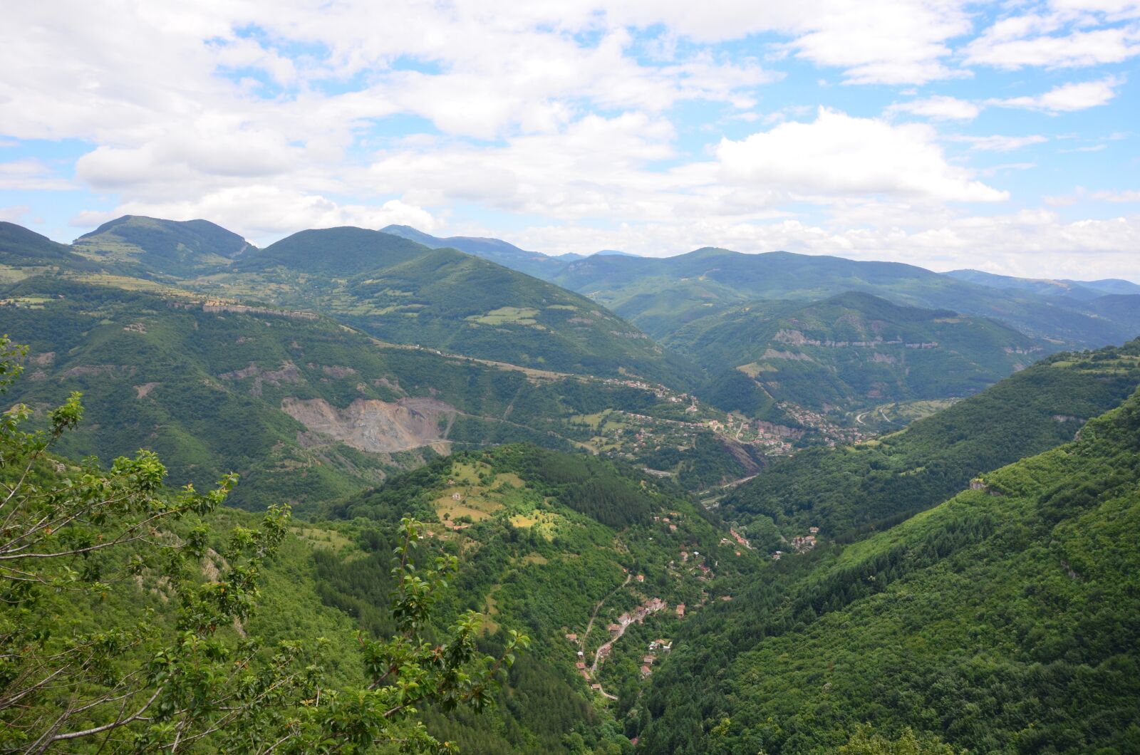 Nikon D5100 sample photo. Mountain, forest, nature photography