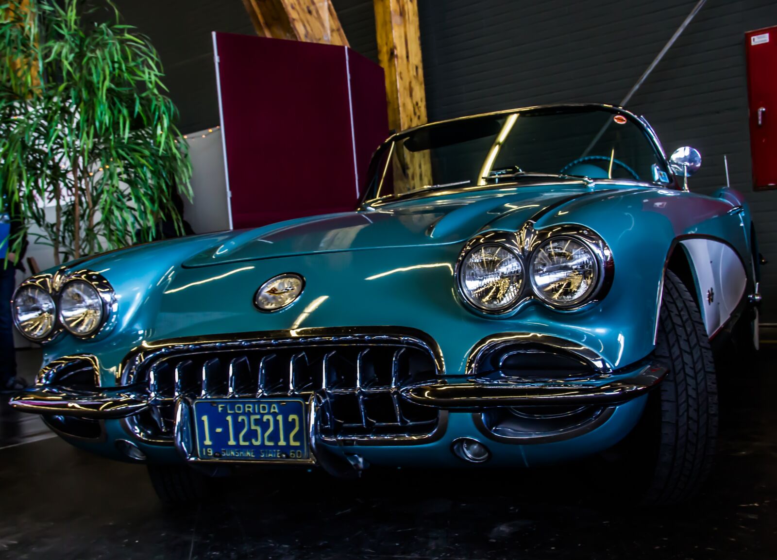 Canon EOS 1200D (EOS Rebel T5 / EOS Kiss X70 / EOS Hi) sample photo. Oldtimer, car, show photography