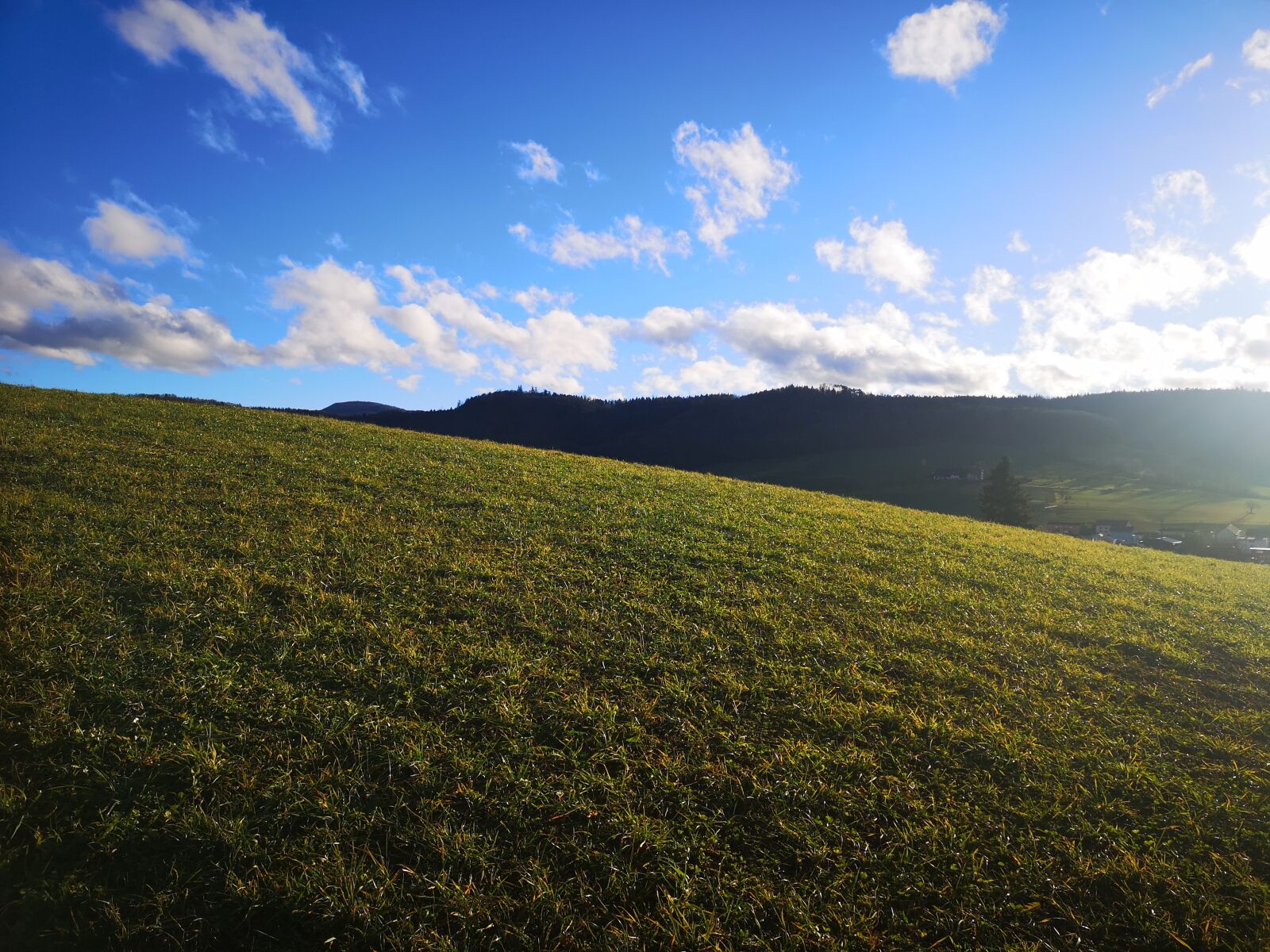 HUAWEI CLT-L29 sample photo. Landscape, land, blue sky photography