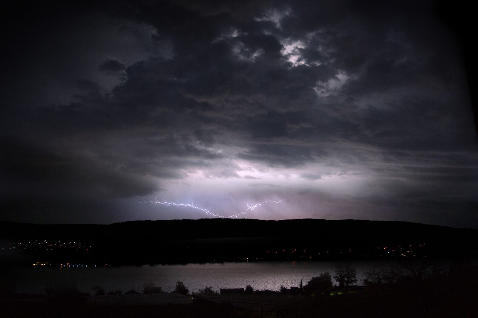 Sony Cyber-shot DSC-RX100 III sample photo. Thunderstorm, thunder, forward photography