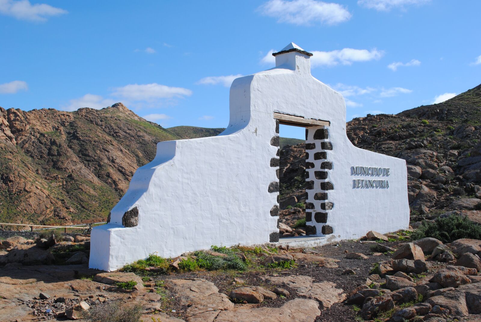 Nikon D3000 sample photo. Fuerteventura, inland, mountains photography