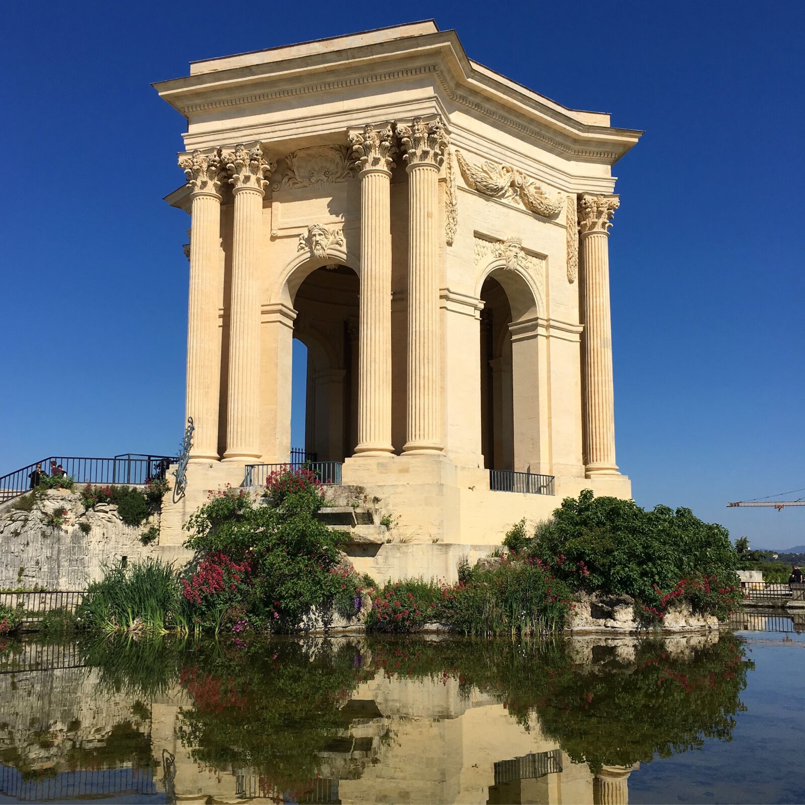 Apple iPhone 6s Plus sample photo. France, monument, historic photography