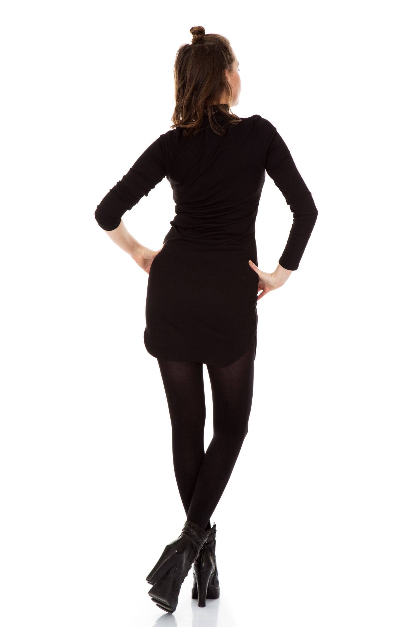 Canon EOS 6D + Canon EF 24-105mm F4L IS USM sample photo. Woman, clothes, rear photography