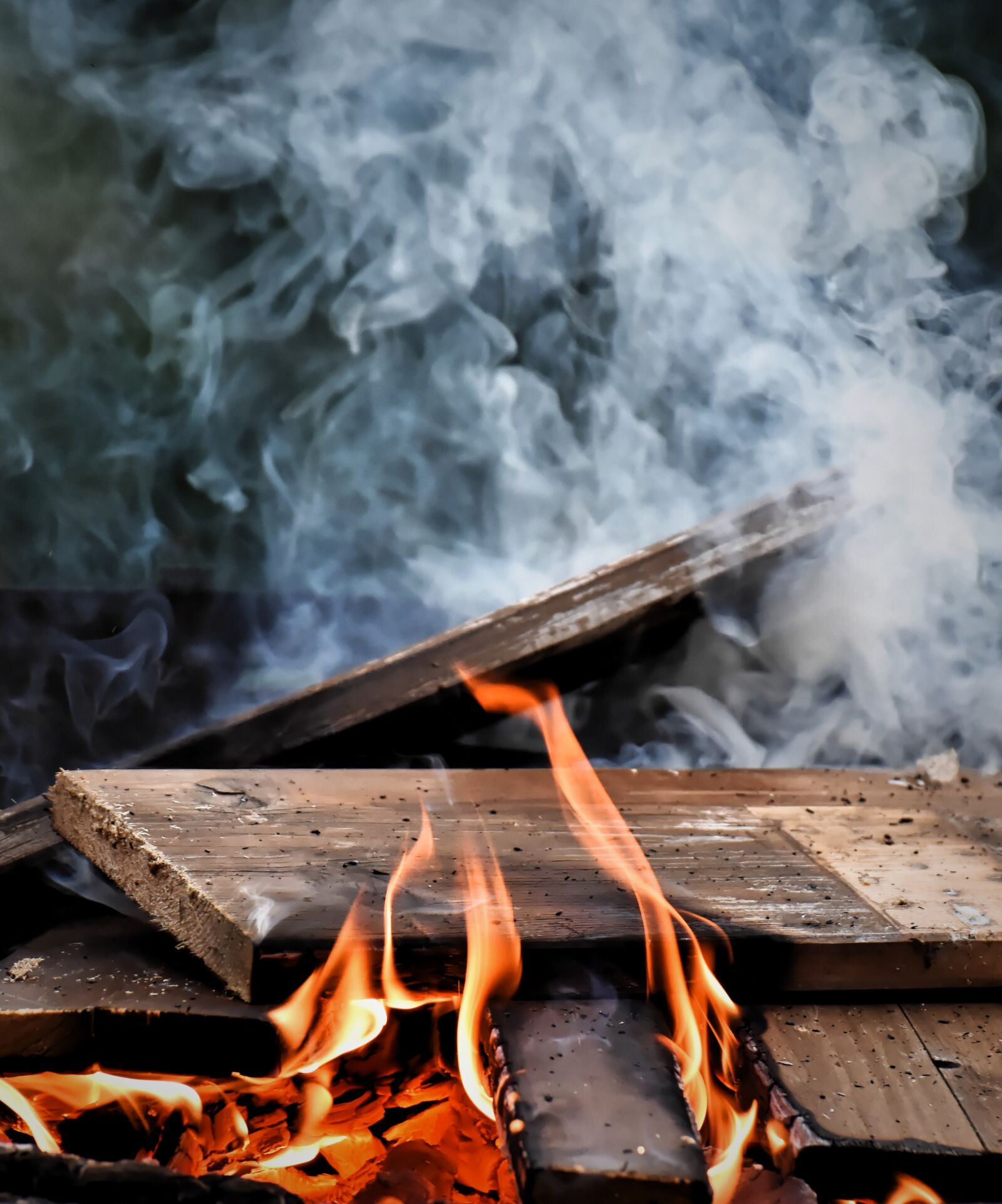 Nikon D7200 sample photo. Fire, flame, smoke photography