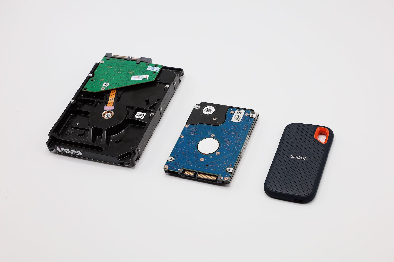 Canon EOS RP sample photo. Hard drive, open, industry photography