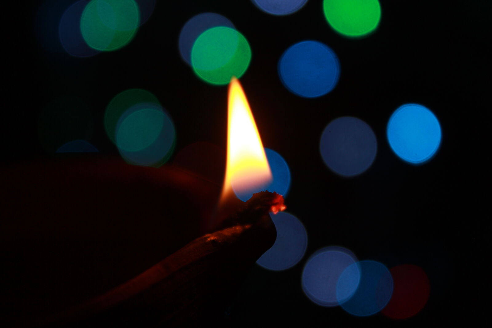 Canon EOS 700D (EOS Rebel T5i / EOS Kiss X7i) sample photo. Deepavali, diwali, festival, of photography