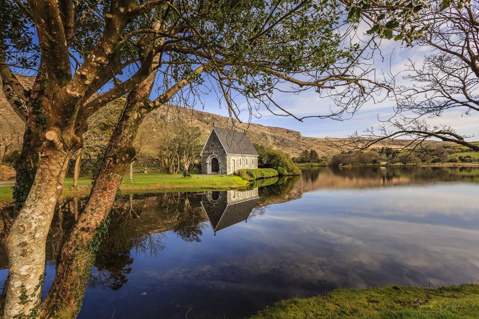 Canon EF 16-35mm F2.8L II USM sample photo. Ireland, lake, calm photography