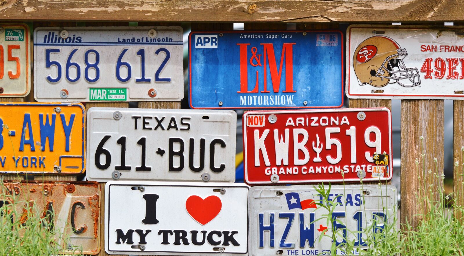 Nikon D3200 sample photo. License plate, car shield photography
