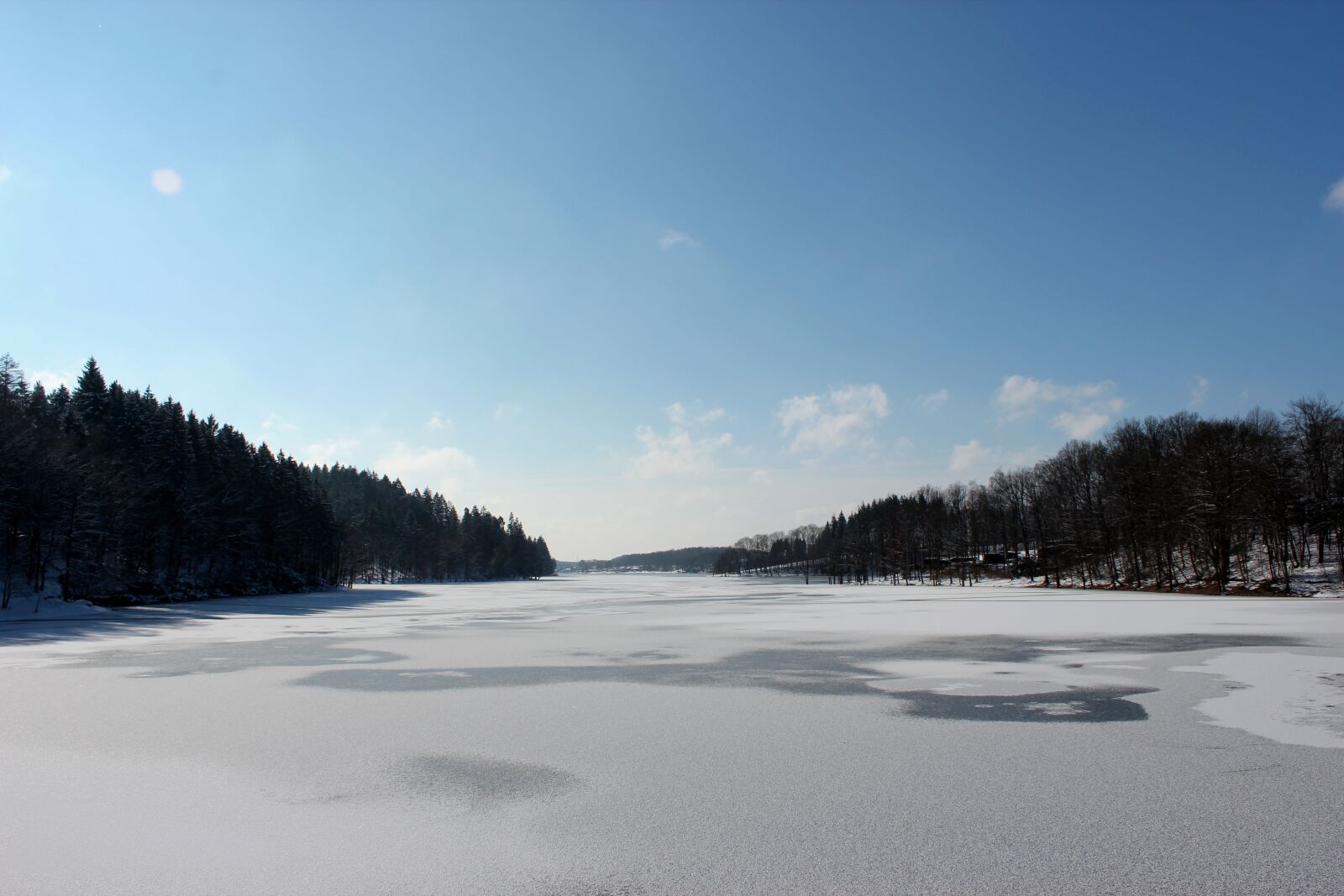 Canon EOS 600D (Rebel EOS T3i / EOS Kiss X5) sample photo. Lake, winter, ice photography
