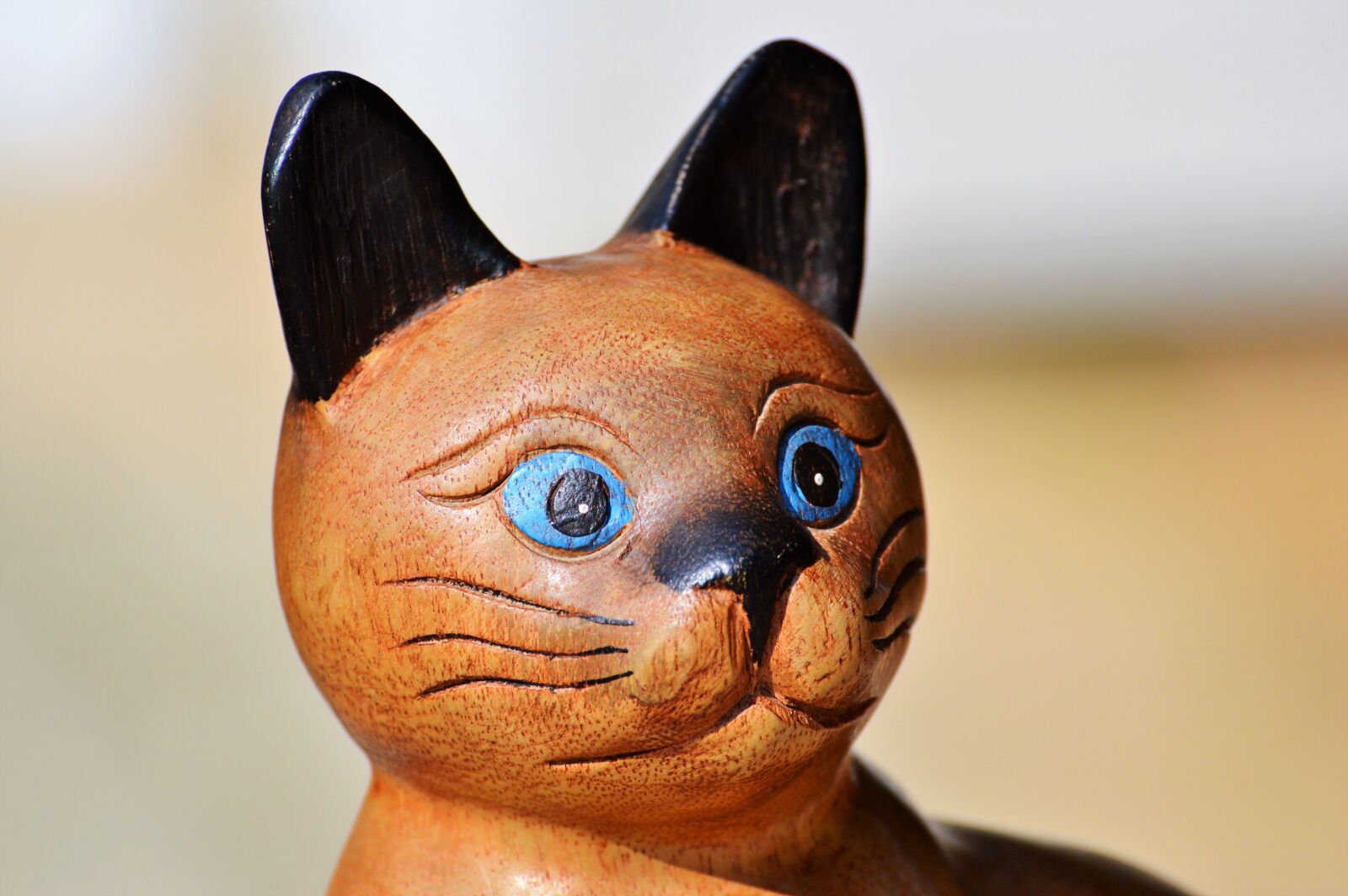 Nikon D3200 sample photo. Cat, wood cat, deco photography
