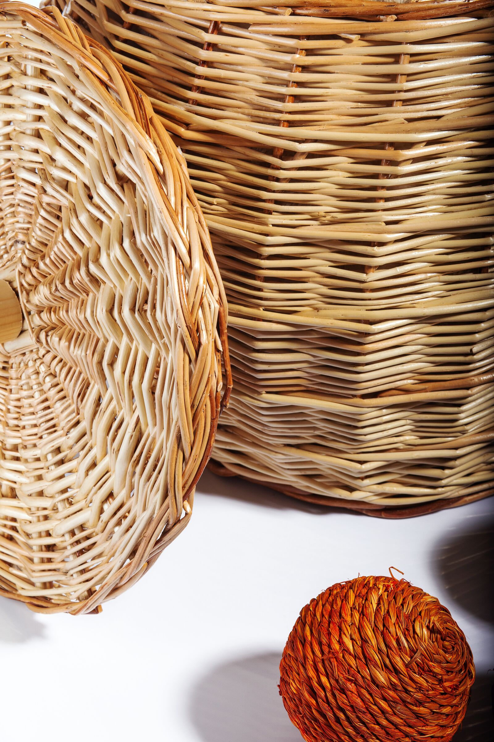 Canon EOS 6D sample photo. Basket, braided, jewelry photography