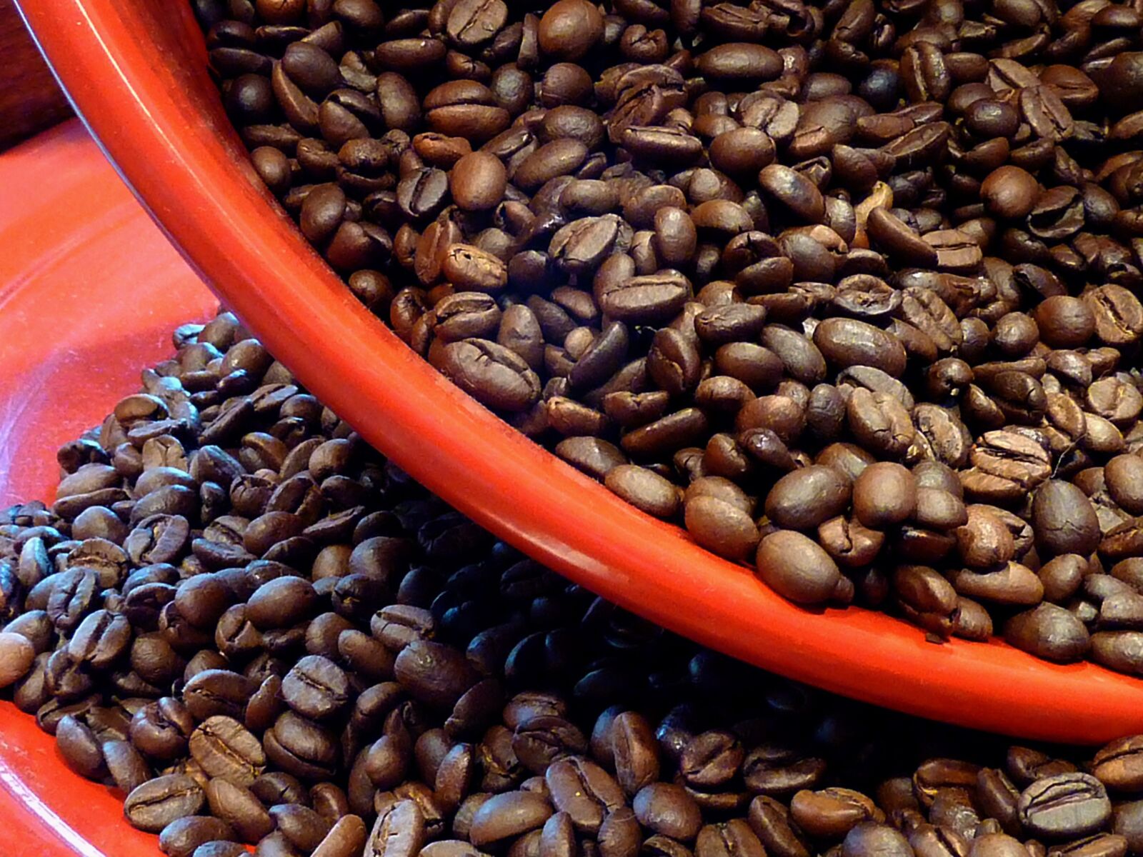 Panasonic DMC-TZ7 sample photo. Coffee, coffee beans, aroma photography