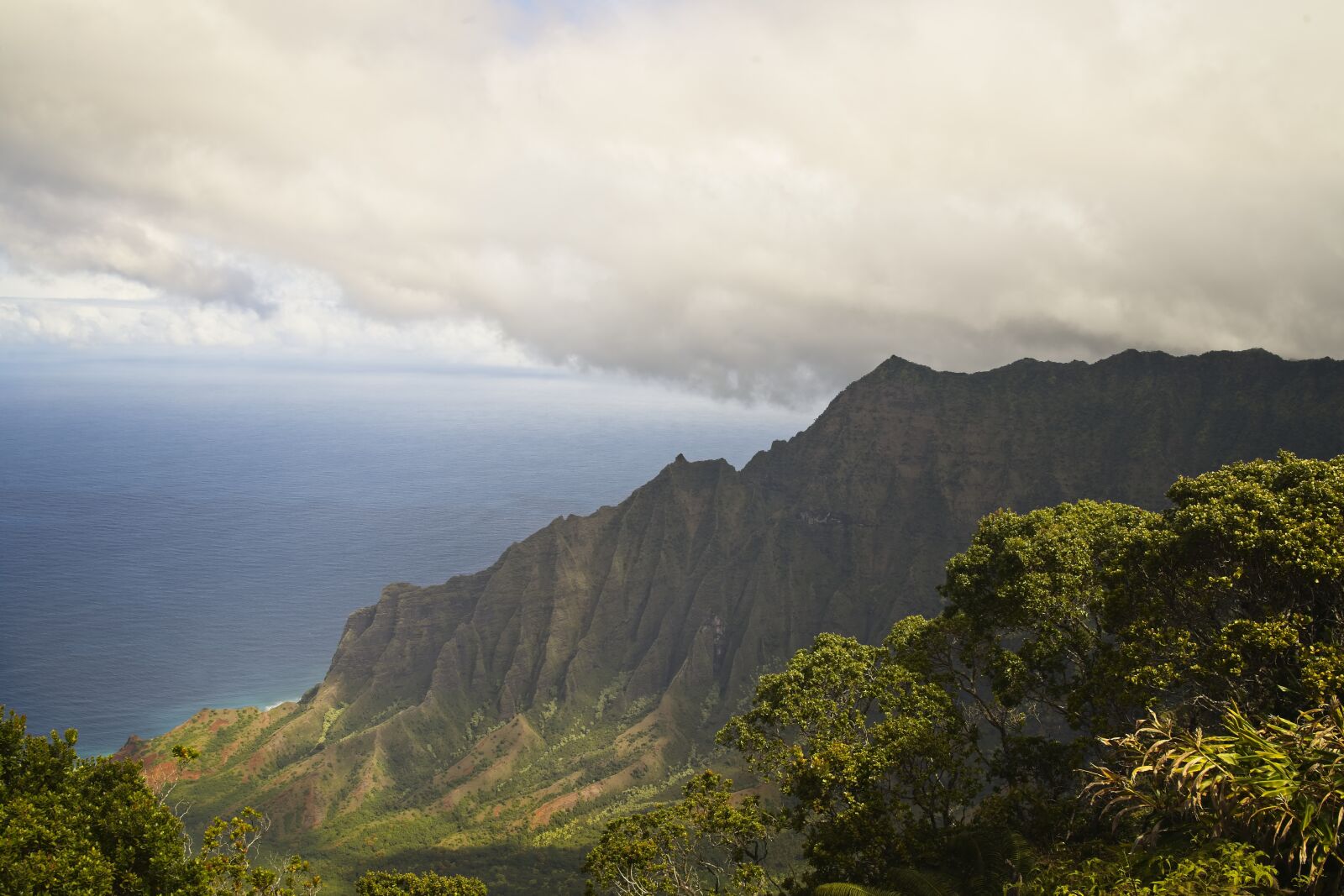 Sony FE 24-105mm F4 G OSS sample photo. Landscape, mountains, ocean photography