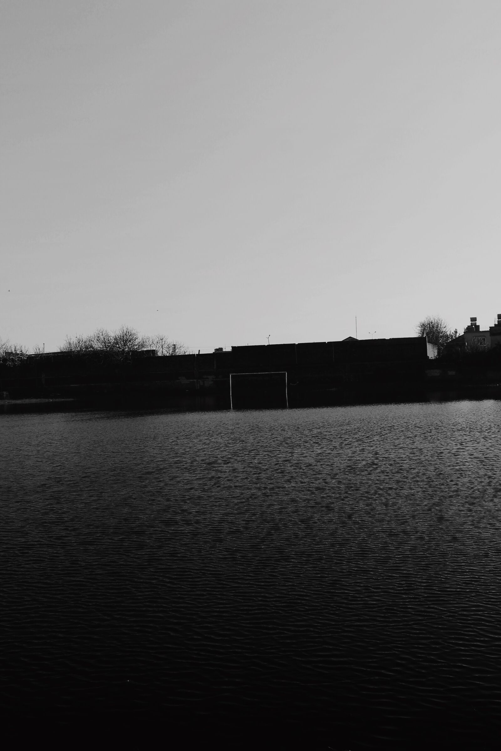 Canon EOS 1100D (EOS Rebel T3 / EOS Kiss X50) sample photo. Water, lake, goal post photography