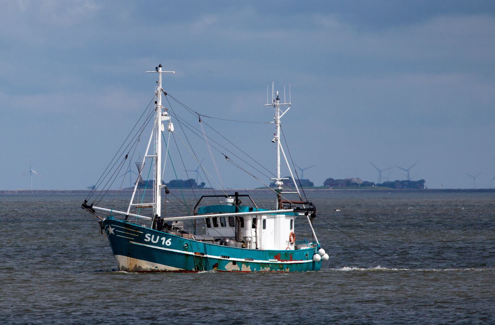 Canon EOS 5D Mark II sample photo. Sea, waters, boat photography
