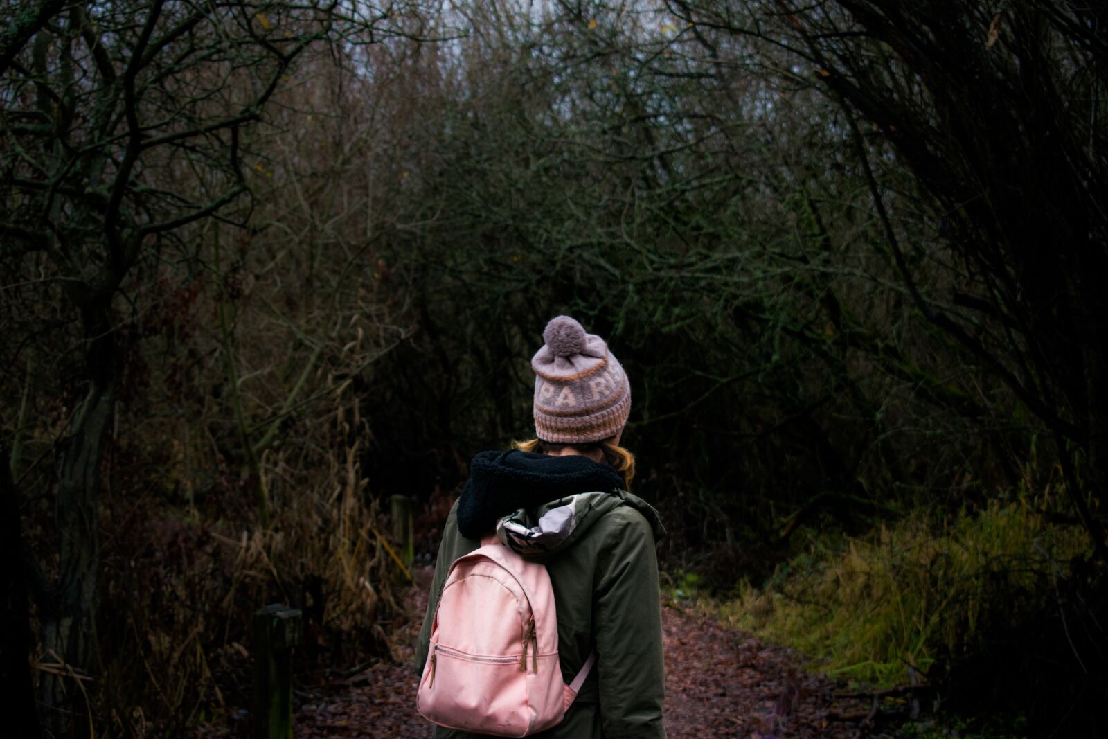 Nikon D3400 sample photo. Beanie, walking, exploring photography