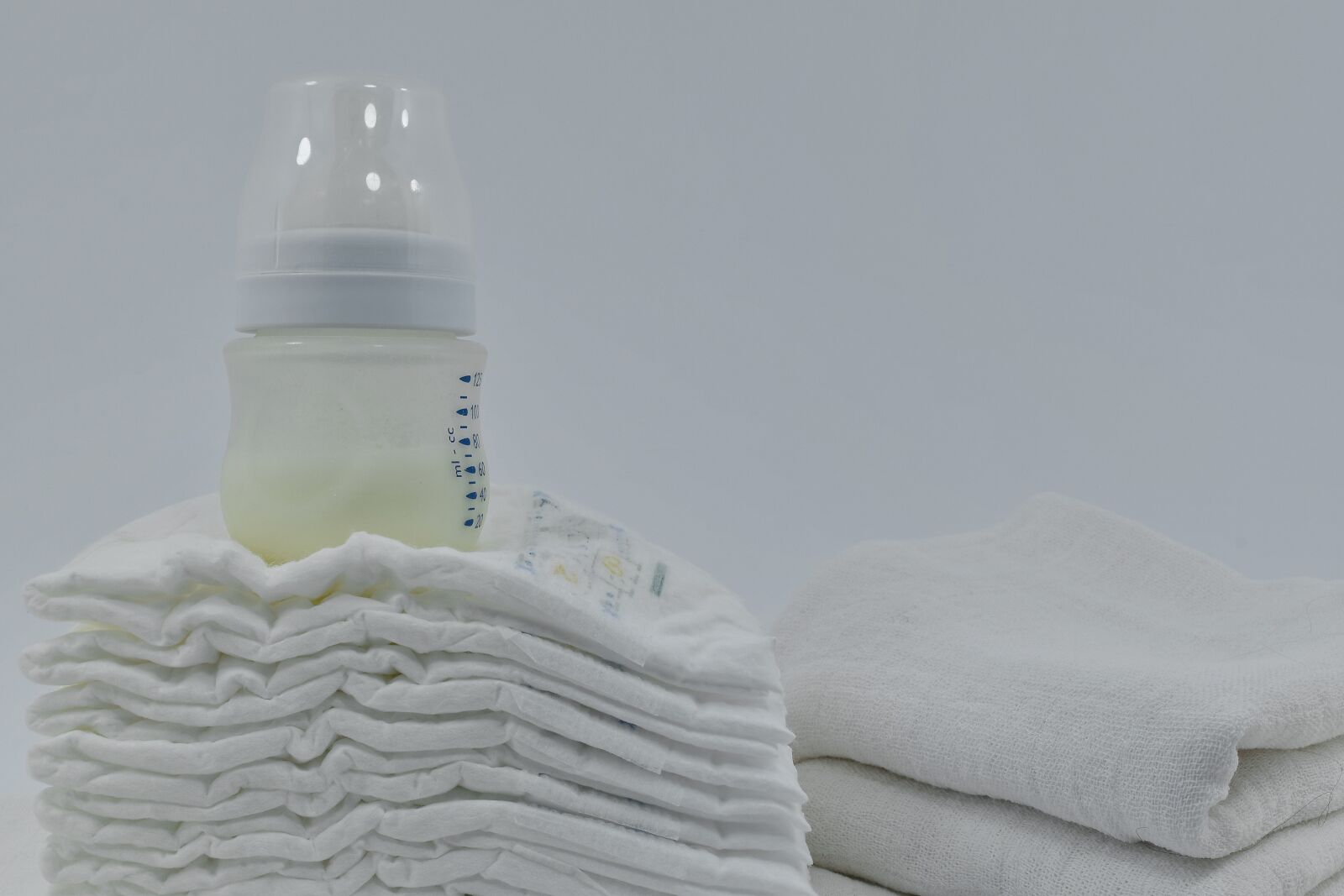 Nikon D5500 sample photo. Baby, cotton, diaper, hygiene photography