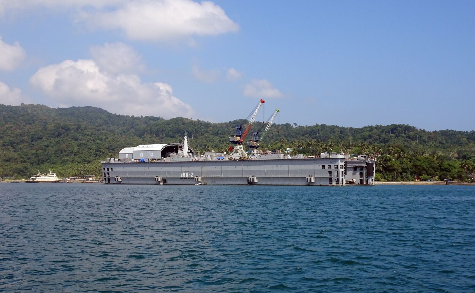 Sony Cyber-shot DSC-HX90V sample photo. Filoating dock, north bay photography