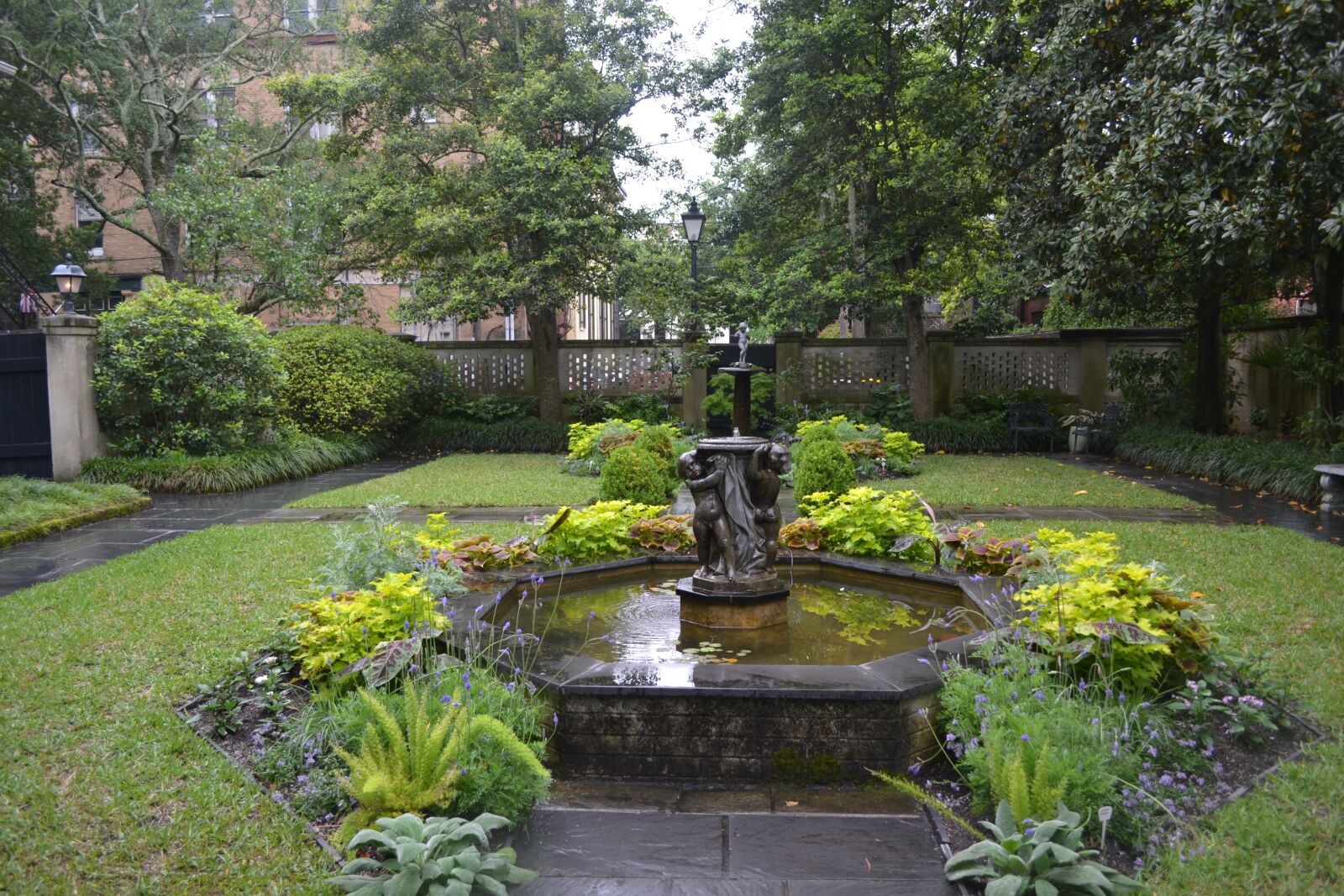 Nikon D3100 sample photo. Savannah, georgia, historic district photography