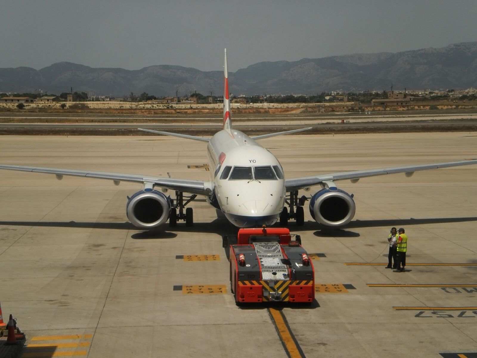 Olympus T105,T100,X36 sample photo. Plane, aircraft, cabin photography