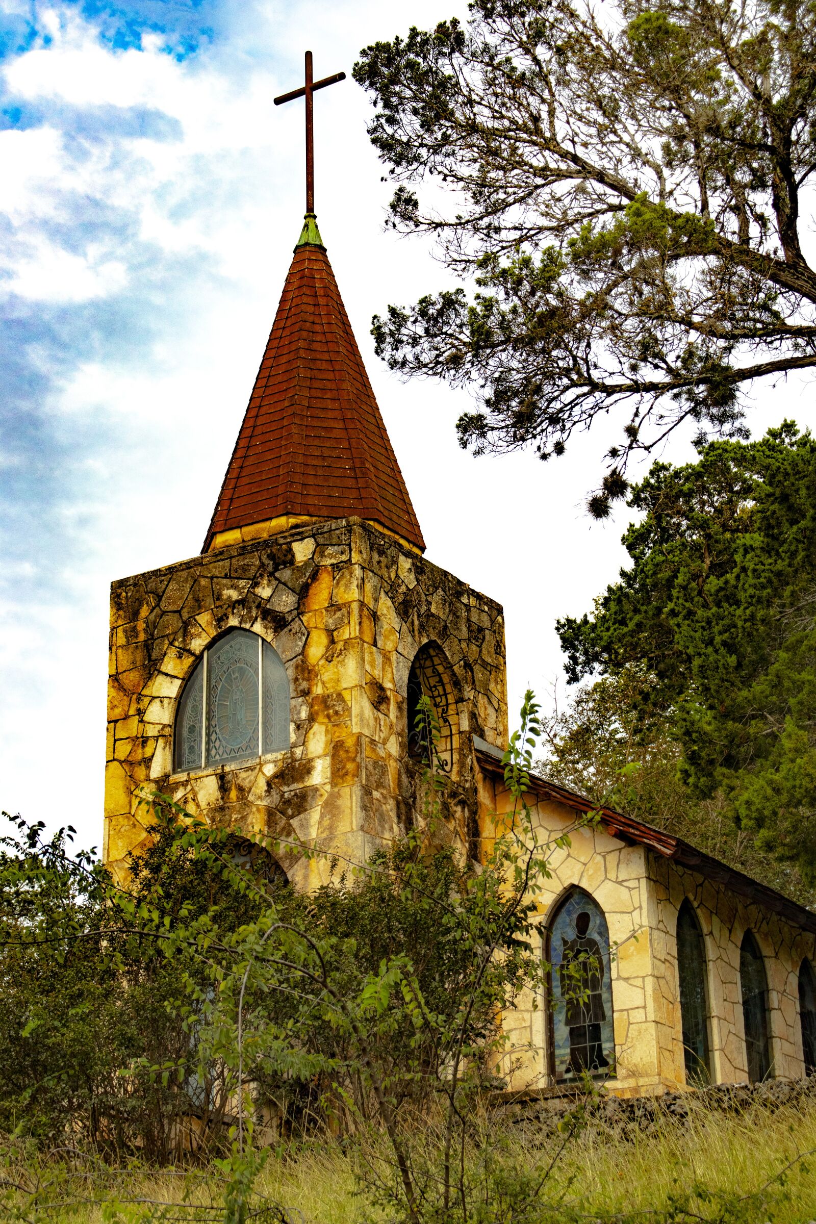 Canon EOS 800D (EOS Rebel T7i / EOS Kiss X9i) sample photo. Church, chapel, sky photography