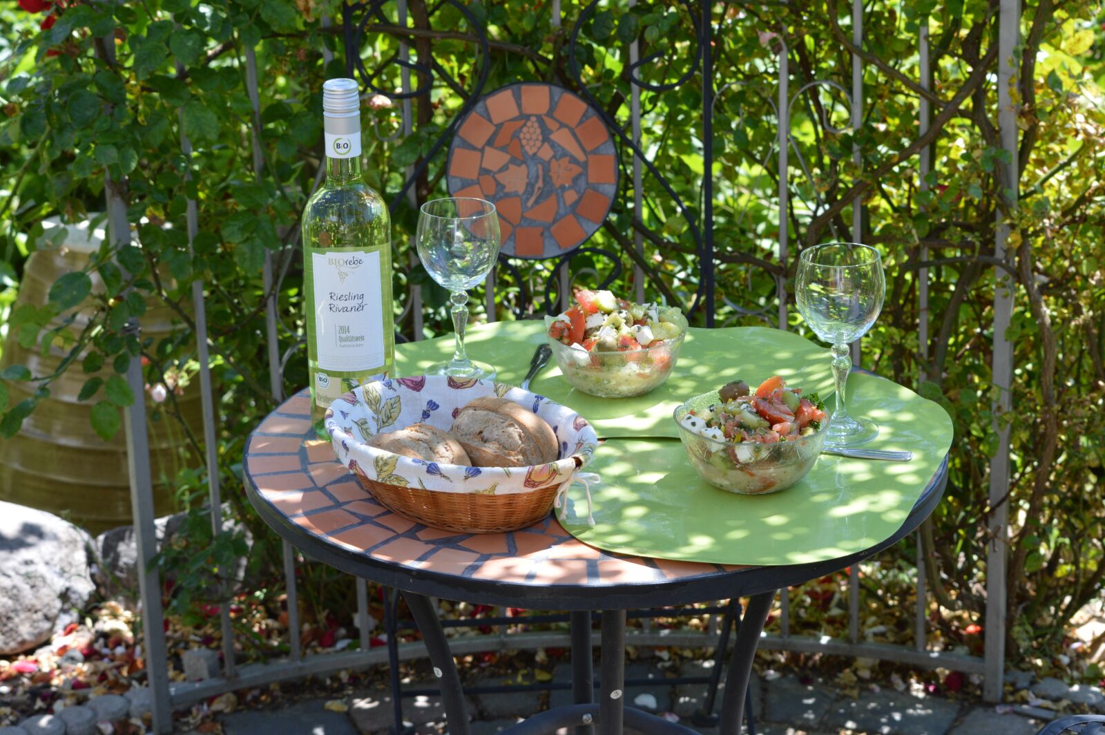 Nikon D3200 sample photo. Seating arrangement, garden furniture photography