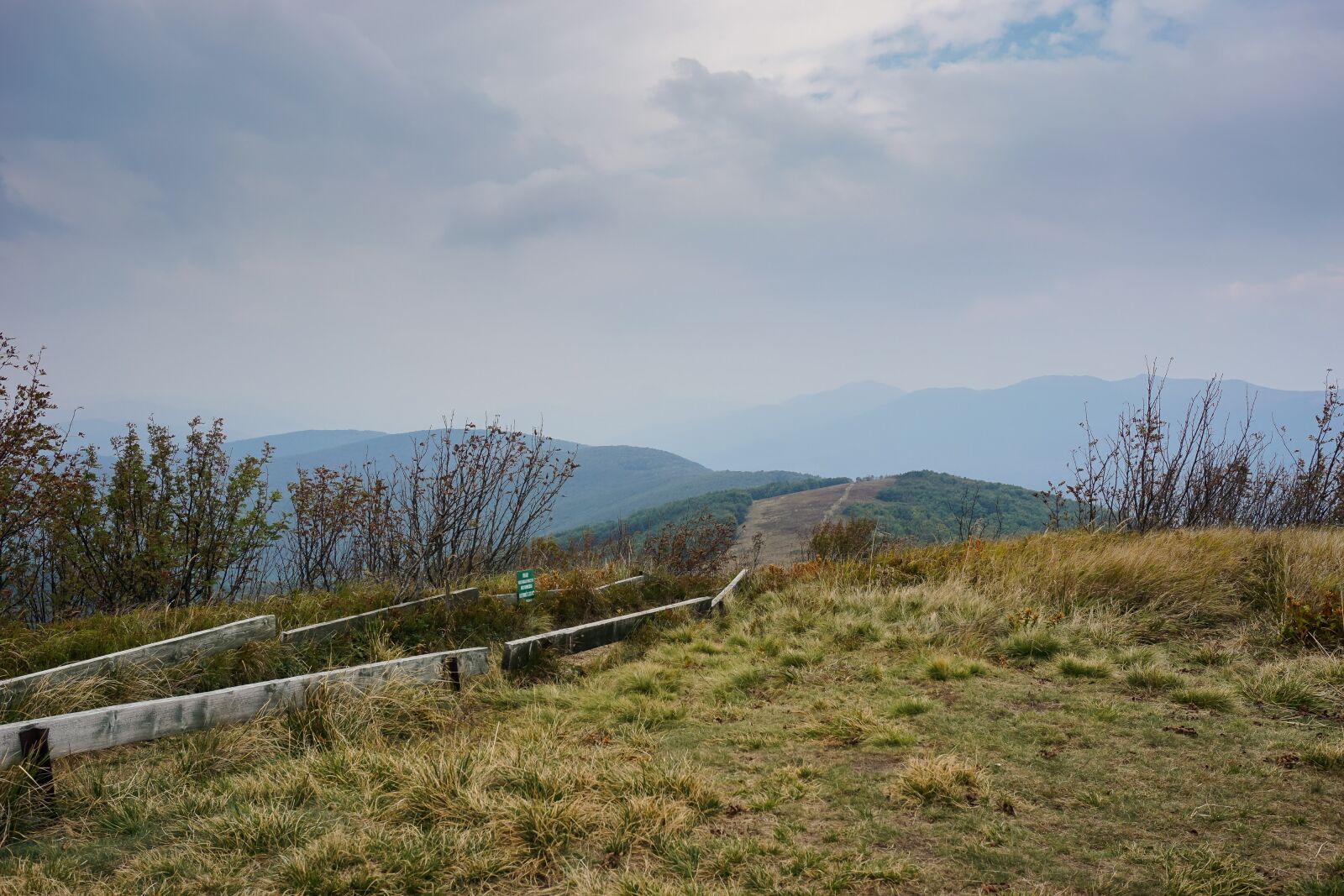 Sony a6000 sample photo. Mountains, way, hiking trail photography