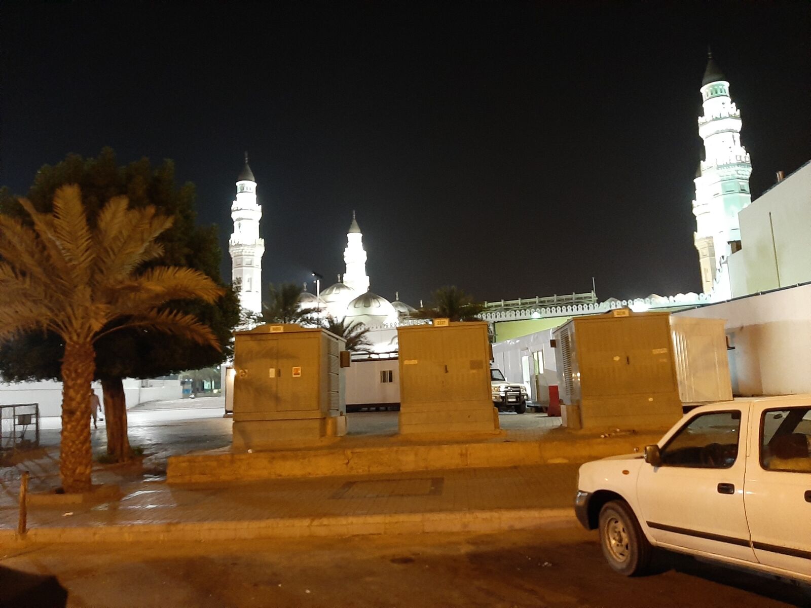 Samsung Galaxy A50 sample photo. Mosque, quba, madina photography