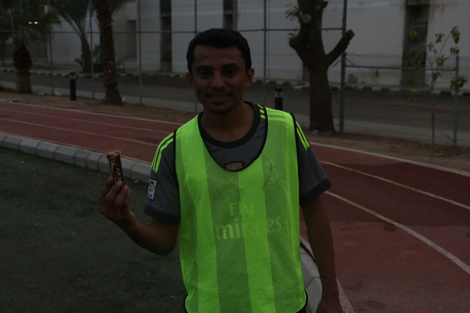 Canon EOS 70D sample photo