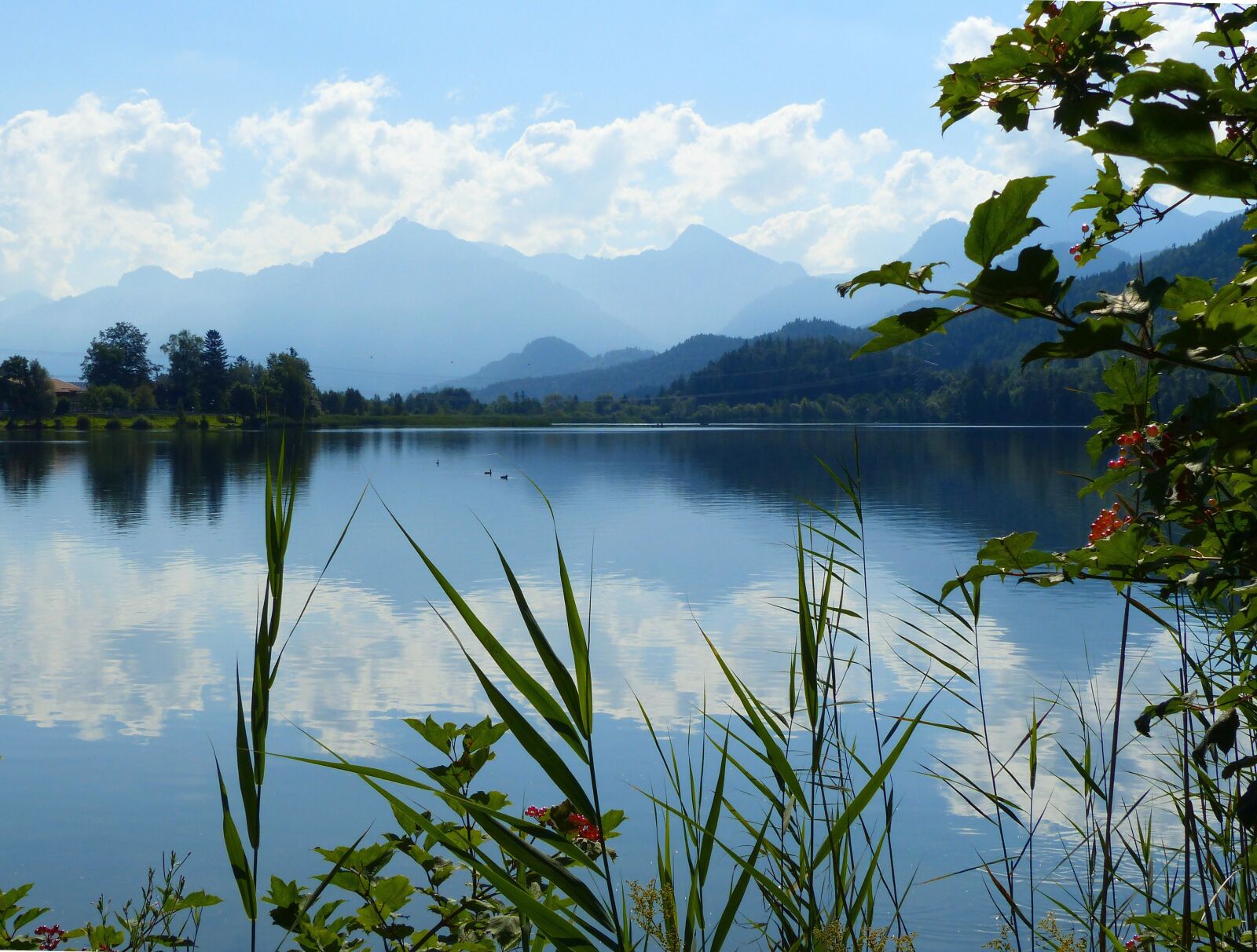 Panasonic Lumix DMC-FZ200 sample photo. Lake weissensee, lake, waters photography
