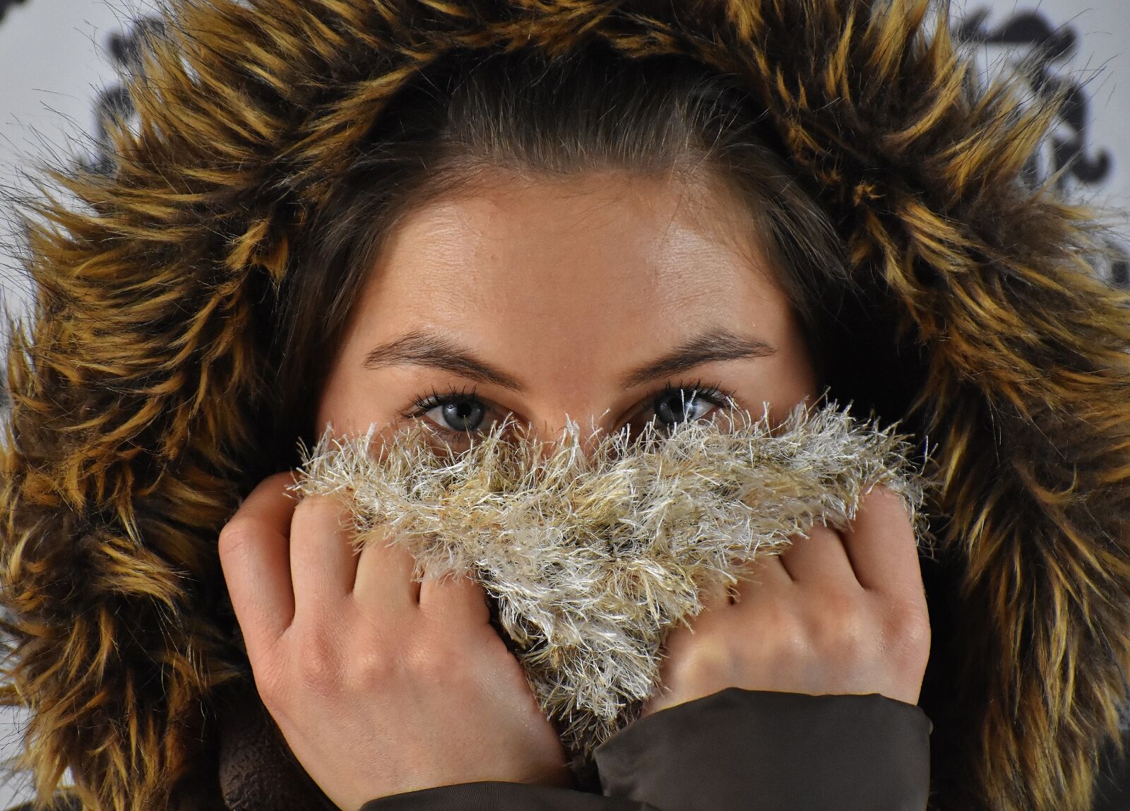 Nikon D7200 sample photo. Woman, winter, hood photography