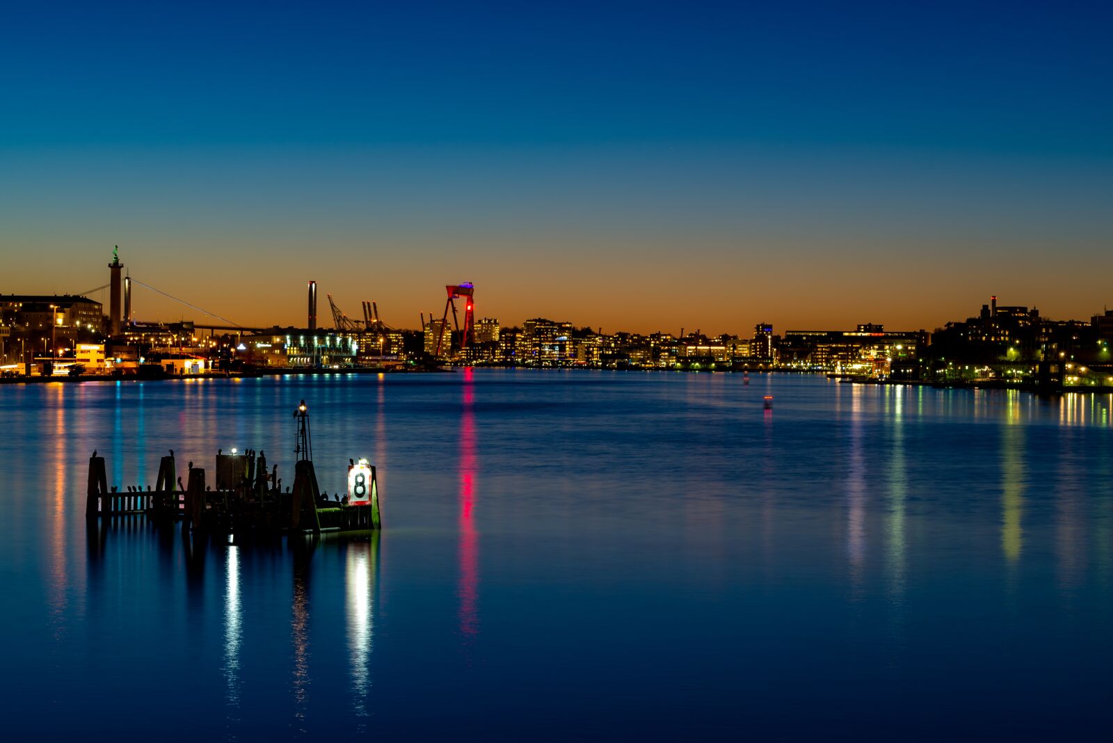 Nikon D610 sample photo. Gothenburg, sweden, mirroring photography