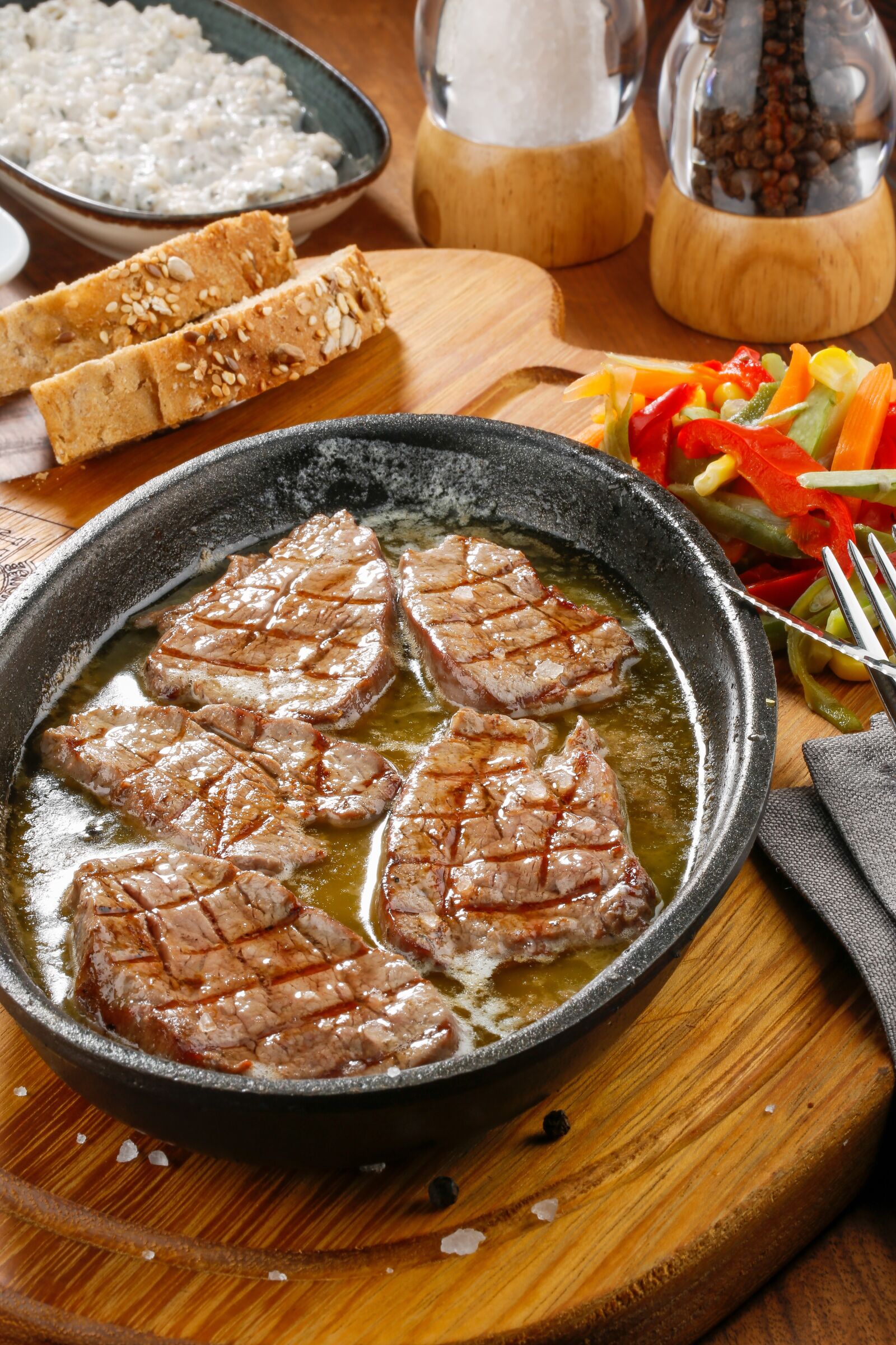 Canon EF 100mm F2.8L Macro IS USM sample photo. Food, steak, meat photography