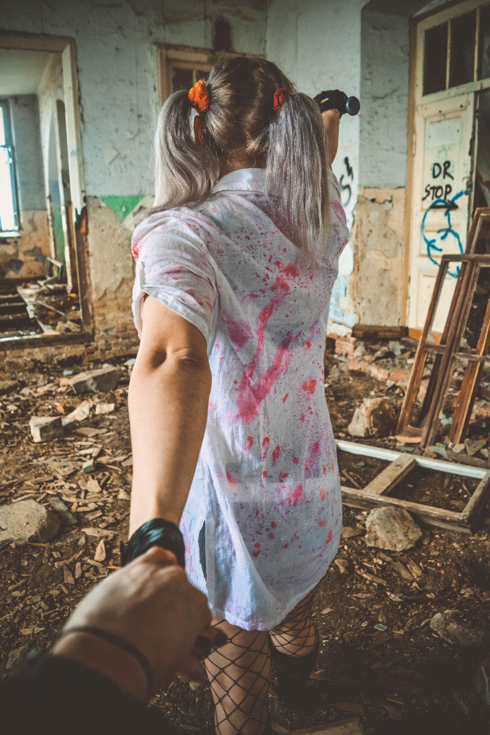Nikon D5200 sample photo. Girl, go, news photography