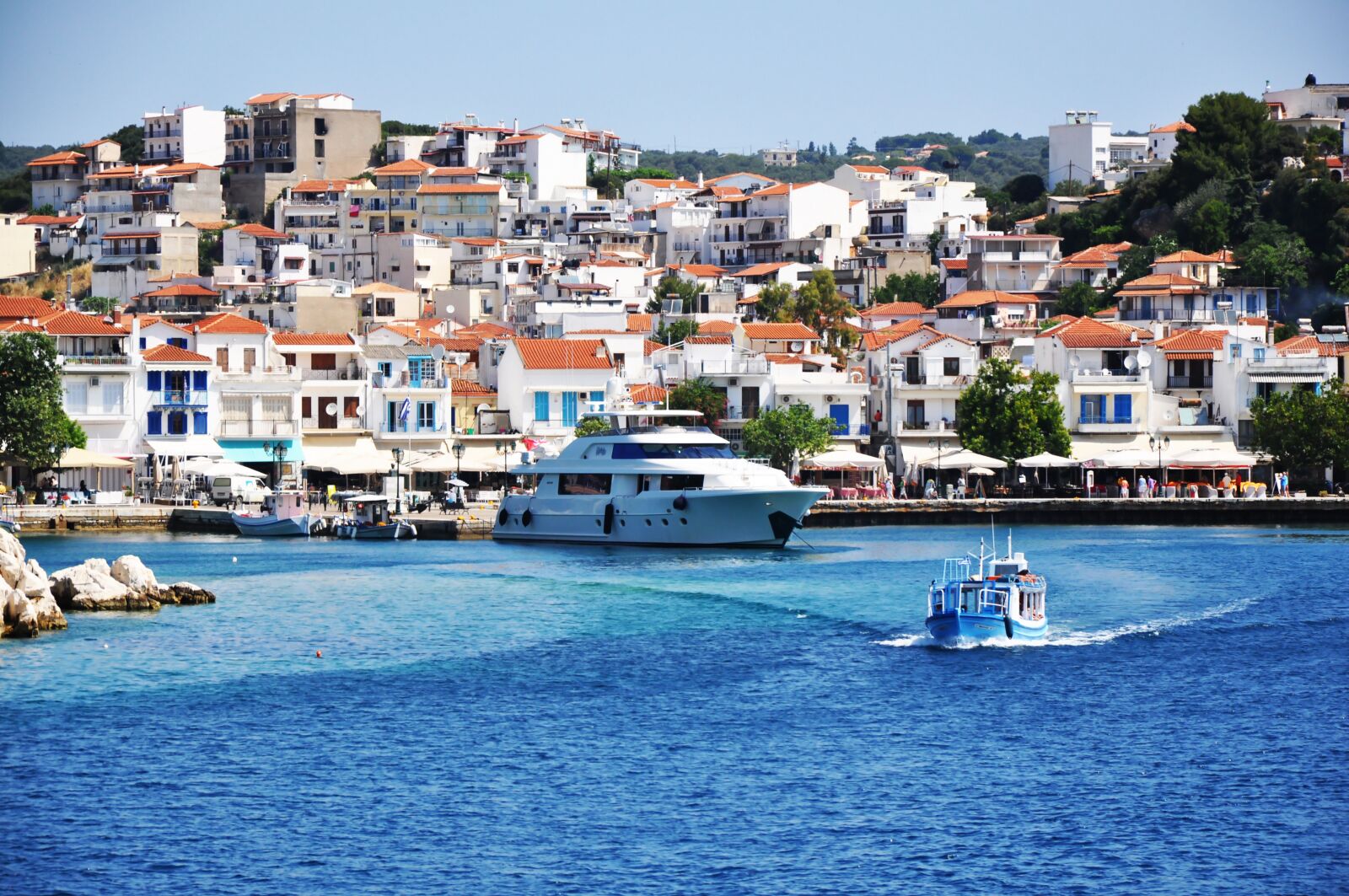 Nikon D5000 sample photo. Sea, yacht, boat photography