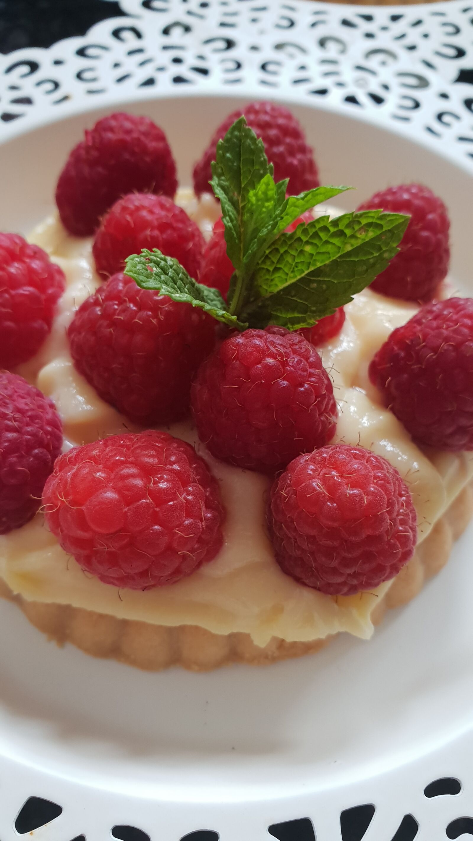 Samsung Galaxy S9 sample photo. Dessert, delicious, fruit photography