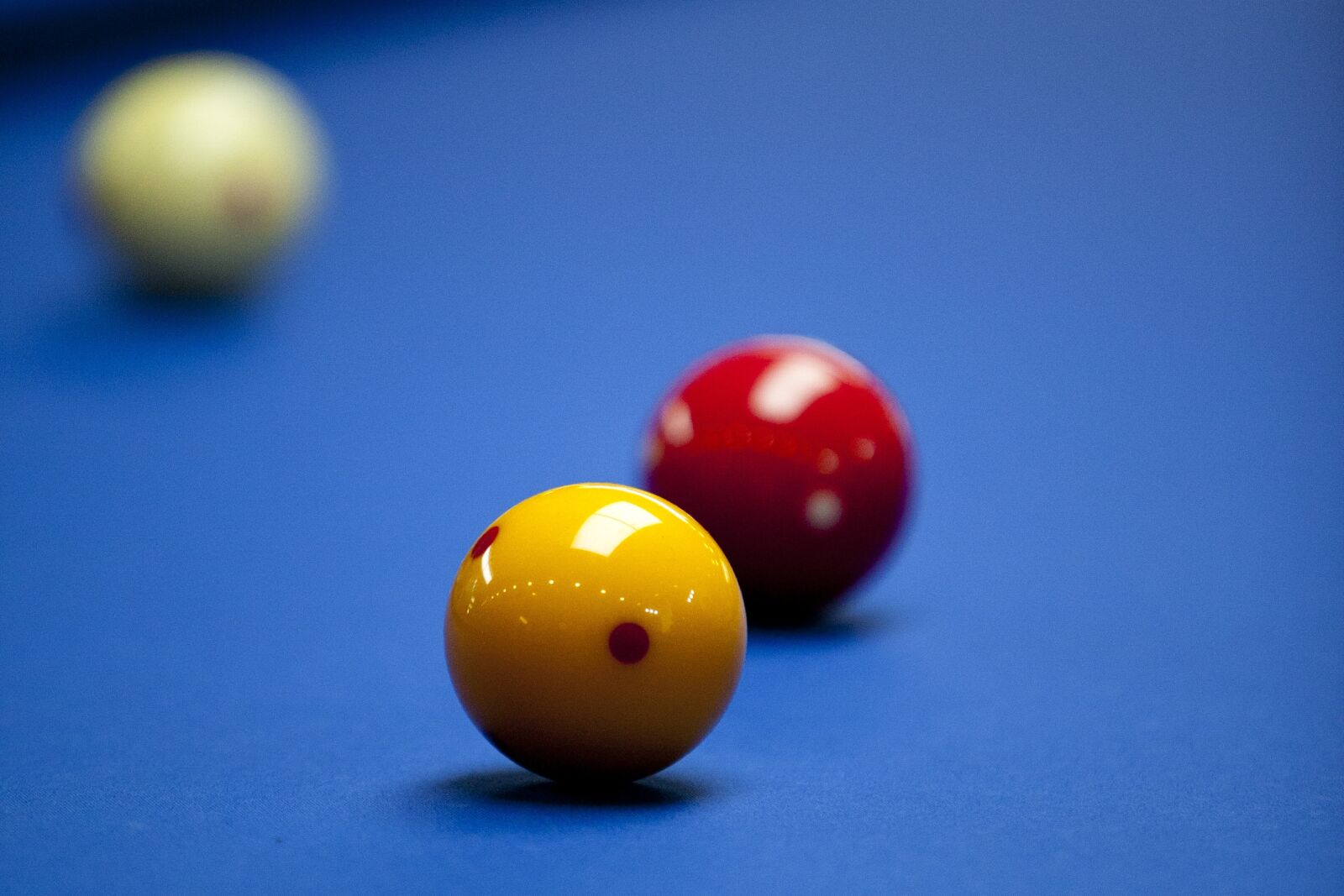 Canon EOS 5D sample photo. Sport, billiards, billiard ball photography