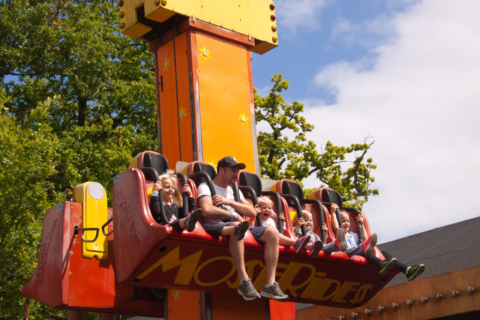 Canon EOS 50D sample photo. Theme, amusement, the hill photography