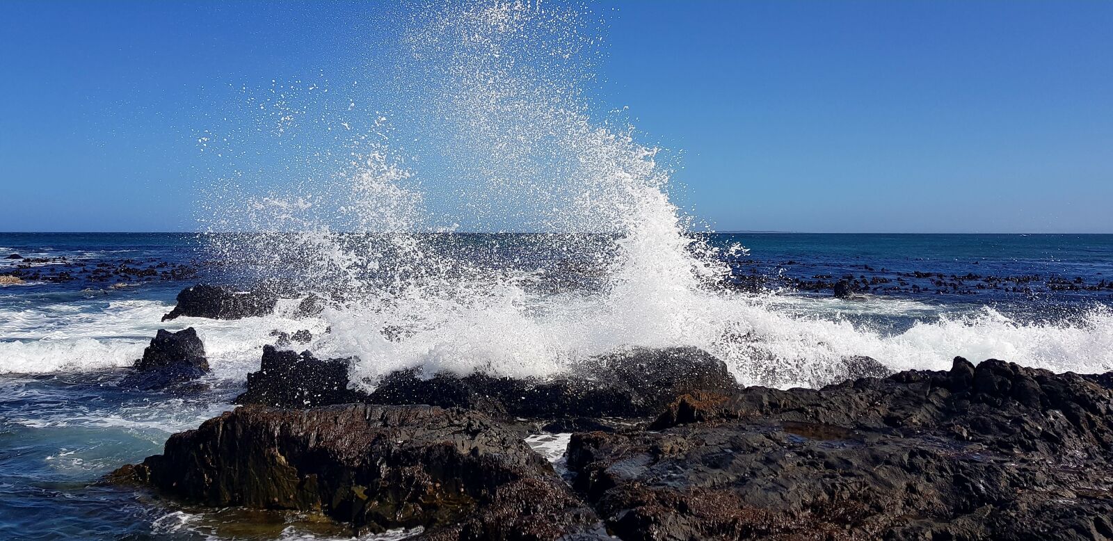 Samsung Galaxy S8+ sample photo. Atlantic ocean, mouille point photography