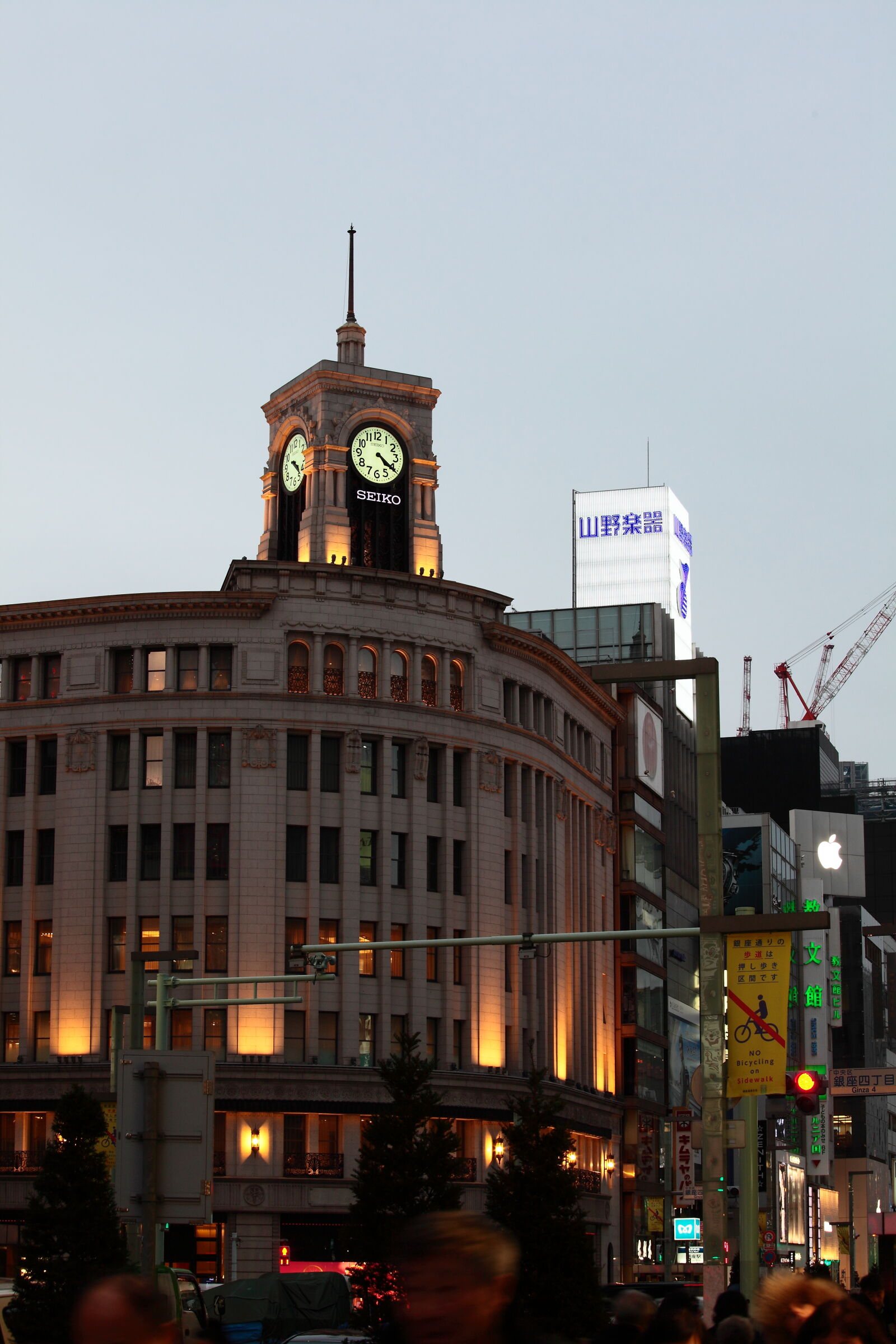 Canon EF 70-200mm F4L IS USM sample photo. Architecture, building, classic, clock photography