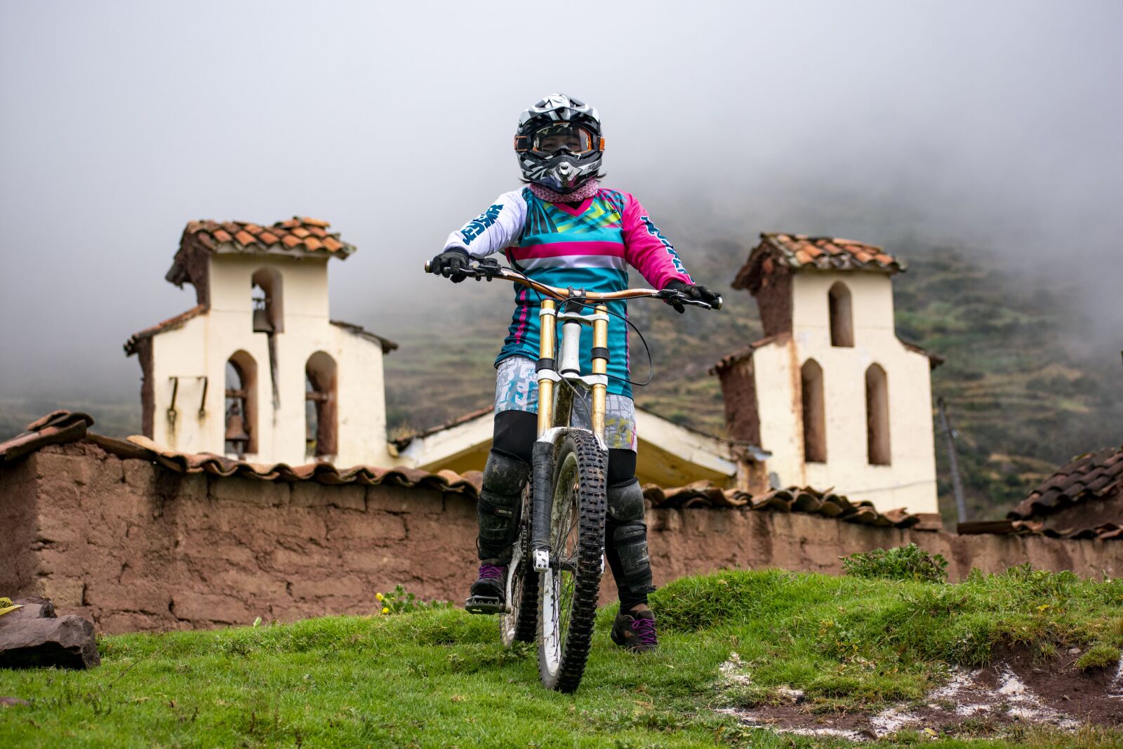 Nikon D3400 sample photo. Downhill, bicycle, enduro photography
