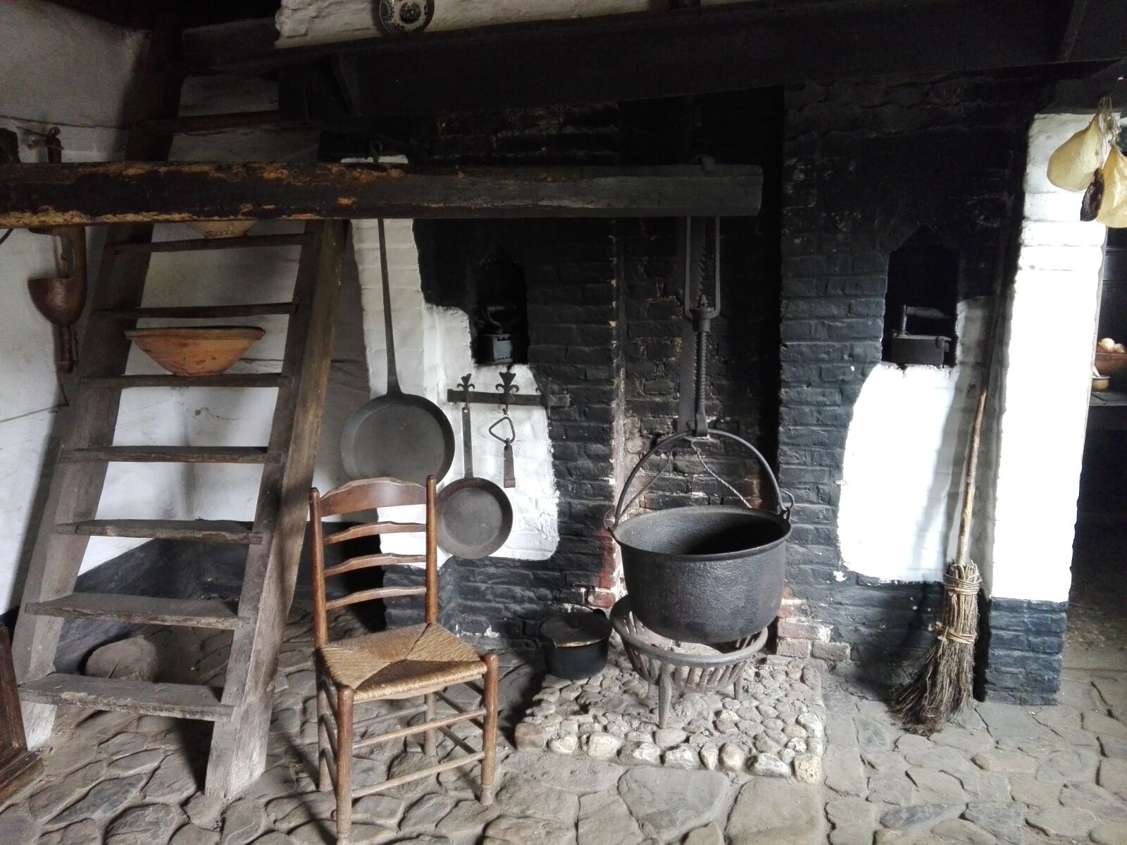 HUAWEI P8 Lite sample photo. Bokrijk, the old interior photography